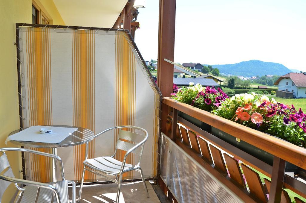 Gaestehaus Goetz Drobollach am Faakersee Habitación foto